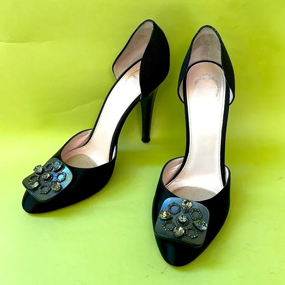 Black Emilio Pucci satin shoes with patent leather heels