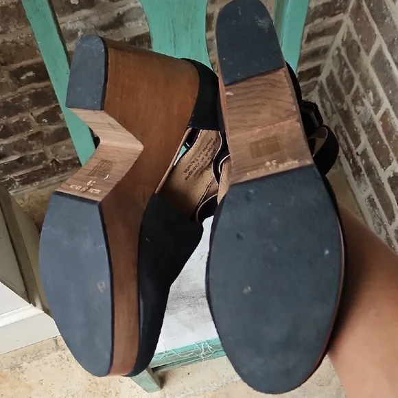 Black Suede Women's Heeled Shoes
