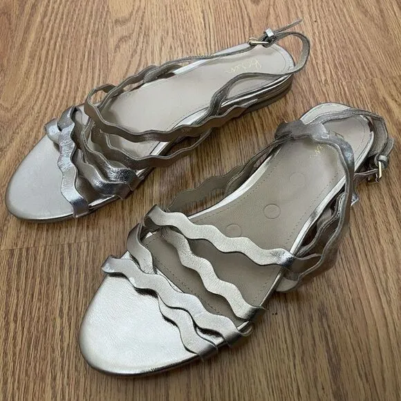 BODEN Champagne gold metallic zig zag strappy sandals size EU 40
