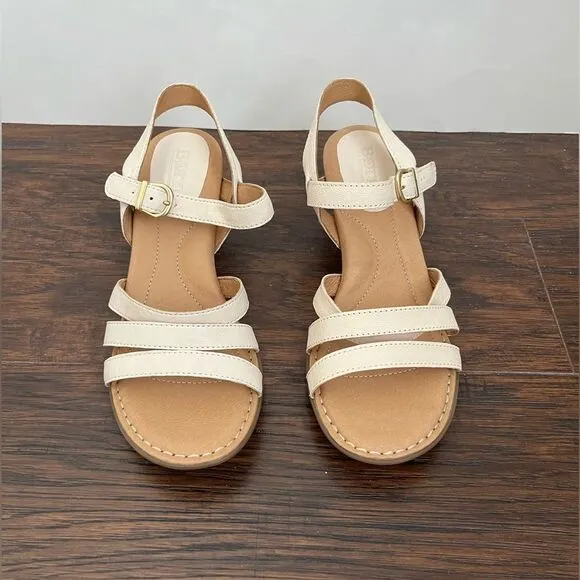 Born La Sal Leather Strappy Buckle Adjustable Sandals White NEW NWOT Size 8