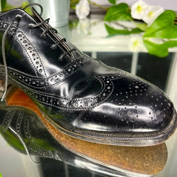 Bostonian Wingtip Oxford Leather Black Dress Shoes (EUC)​​