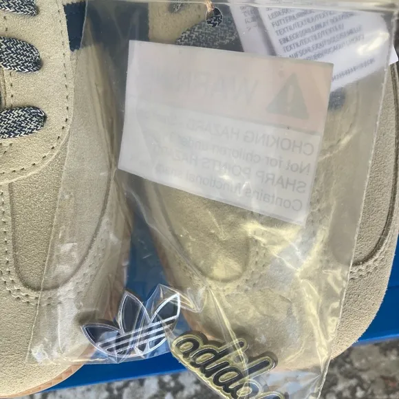 Brand New / Deadstock Adidas Samba OG. Men's 11.5. Unreleased colorway!