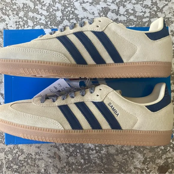 Brand New / Deadstock Adidas Samba OG. Men's 11.5. Unreleased colorway!