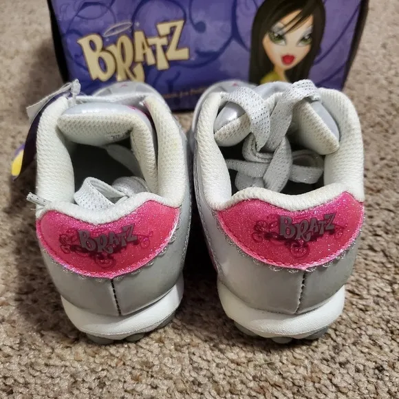 Bratz Girl Sneakers Shoes 10