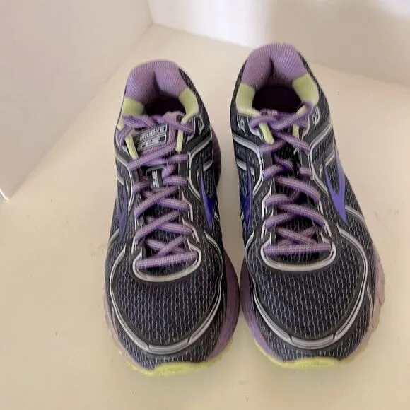 Brooks Purple and Green GTS 16 Run Happy Running Shoes Sneakers Size 8.5