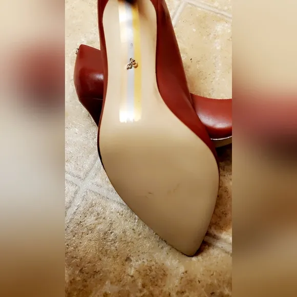 Brown Leather Women's Pumps