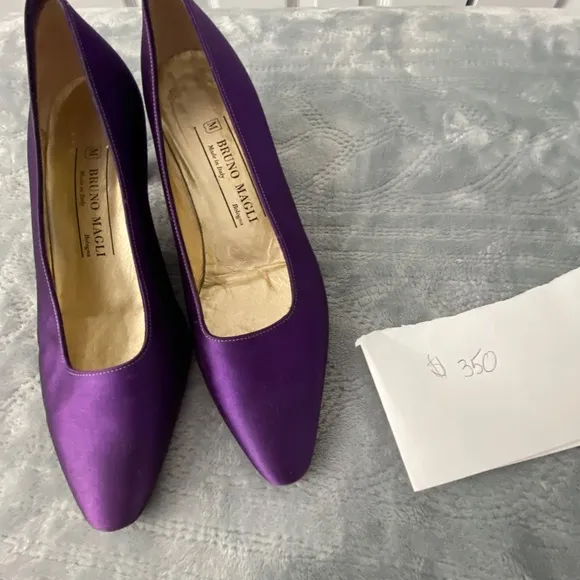 Bruno Magli purple Satin Shoes sz 7