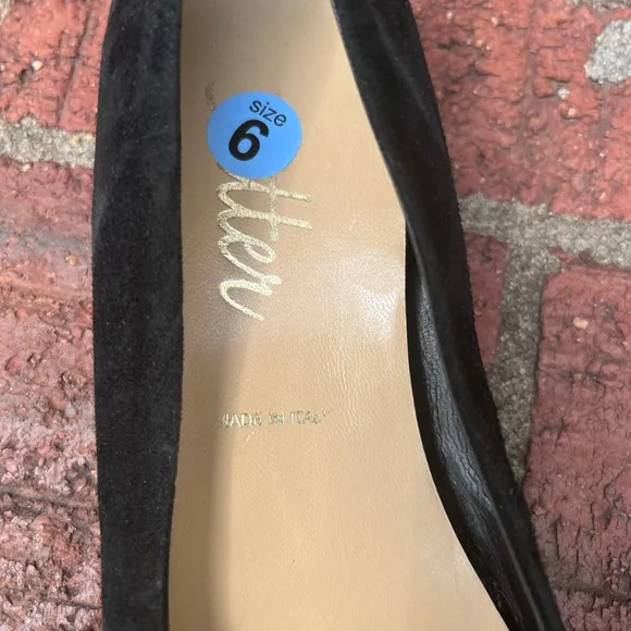Butter shoes with plastic jewel attached at toe. size 6 Made in Italy