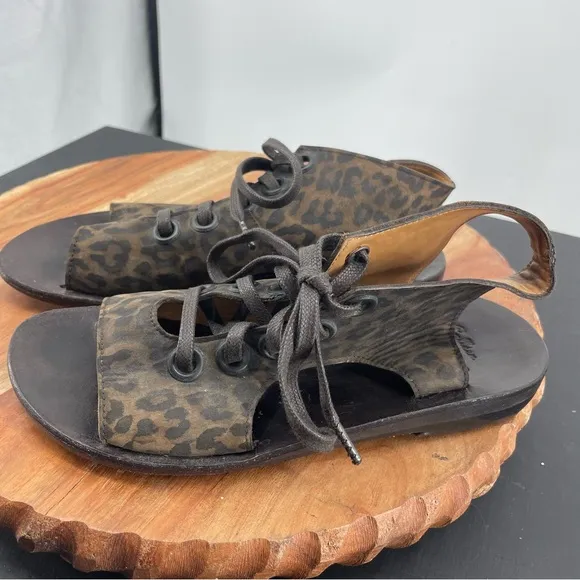 Calleen Cordero leopard lace up sandals sz 6 brown