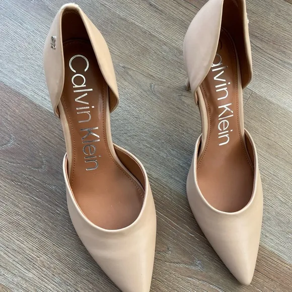Calvin Klein KCGLORIA Heel Shoes SZ 10M