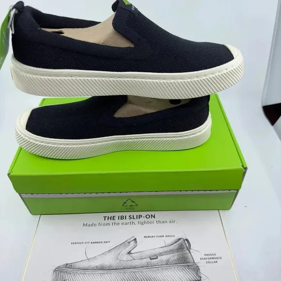 Cariuma Ibi Slip-On Casual Loafer Shoes Round Toe Black Knit Size 6/7.5