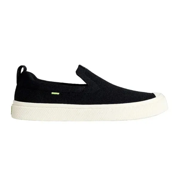 Cariuma Ibi Slip-On Casual Loafer Shoes Round Toe Black Knit Size 6/7.5