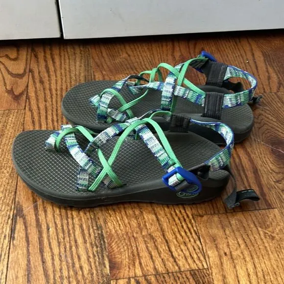 Chaco ZX2 Womens Size 9 Sandals Strappy Toe Ring Sport Slingback Vibram Sole