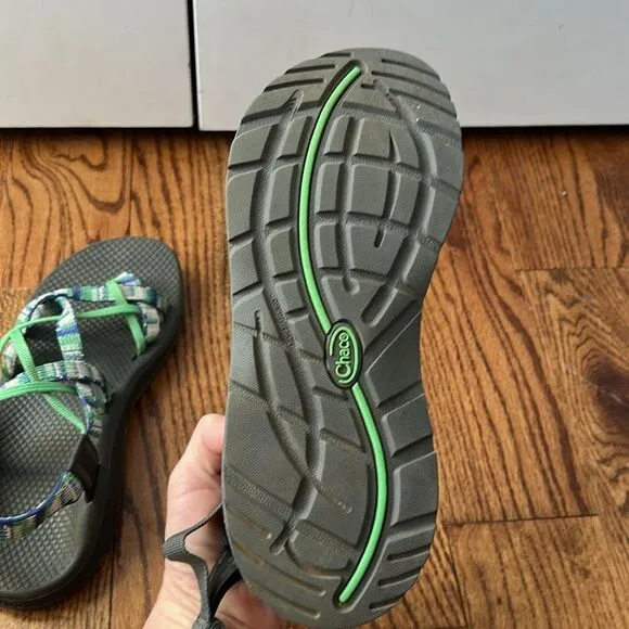 Chaco ZX2 Womens Size 9 Sandals Strappy Toe Ring Sport Slingback Vibram Sole