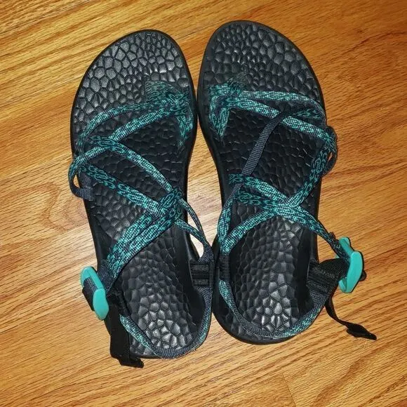 Chaco Teal Strappy sandals