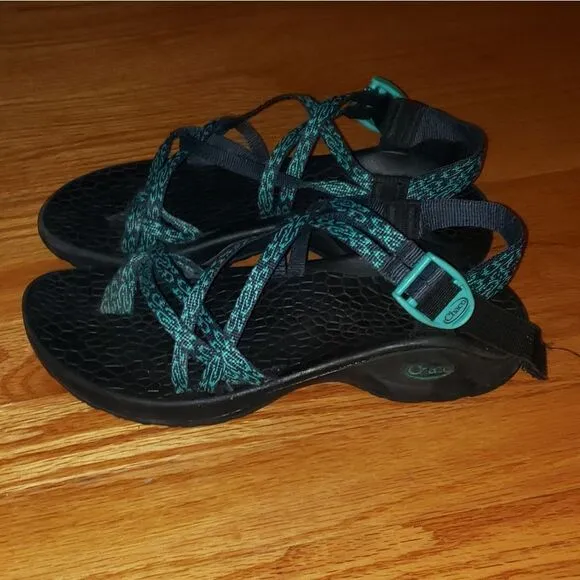 Chaco Teal Strappy sandals
