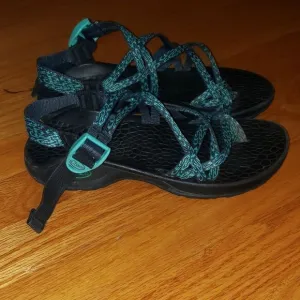 Chaco Teal Strappy sandals