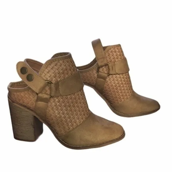 Chunky Heel Slingback Almond Toe Fall Heel Ankle Boots Size 8.5