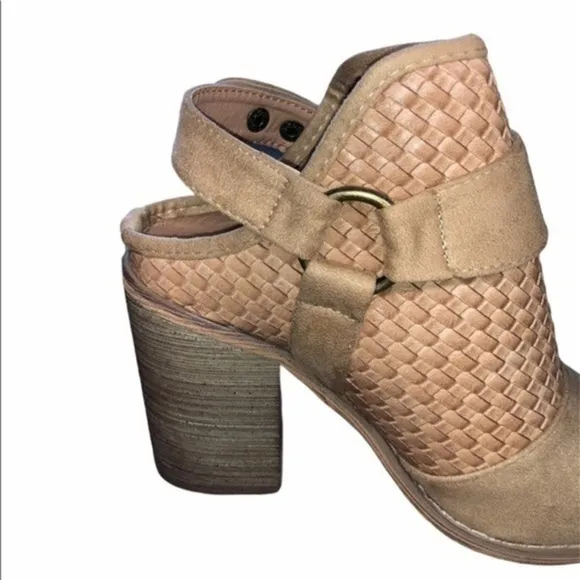 Chunky Heel Slingback Almond Toe Fall Heel Ankle Boots Size 8.5