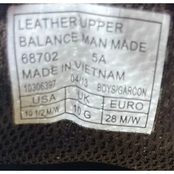 Clarks Boys Brown Deaton Size 10.5 MW US 28 EU Dress Shoes NEW NIB