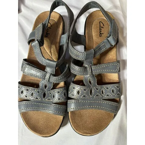 Clarks Laurieann Kay Women Strappy T Strap Slingback Sandal US 7M ‎ Gray
