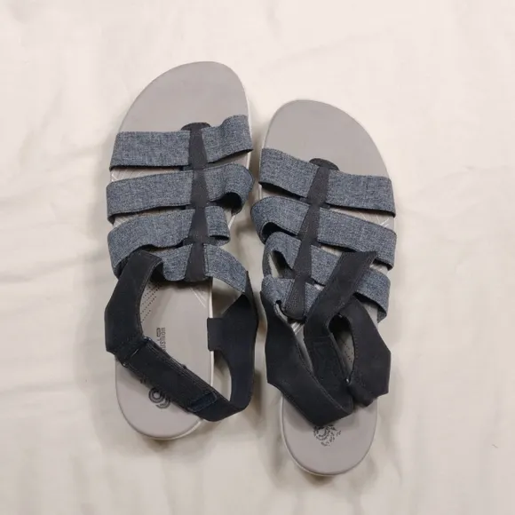 Clarks Mens Cloudsteppers  Sandals Size 12M