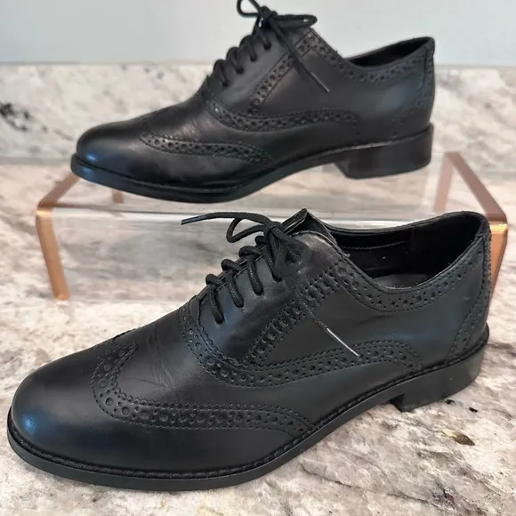 Cole Haan black wingtip Oxfords Sz 5