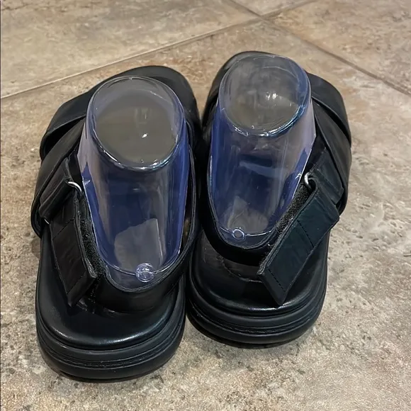 Cole Haan Crawford Black Leather Sandals Mens Size 10.5M Comfort Shoes