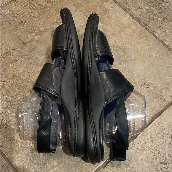 Cole Haan Crawford Black Leather Sandals Mens Size 10.5M Comfort Shoes