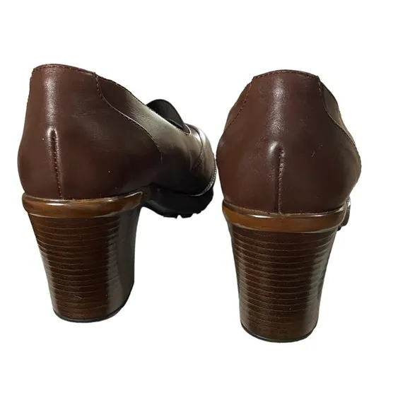 Dansko Brown Leather Oxford Heel