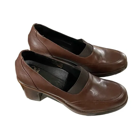 Dansko Brown Leather Oxford Heel