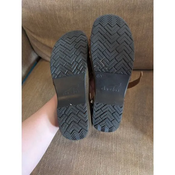 Dansko Brown Leather Sandals size 11