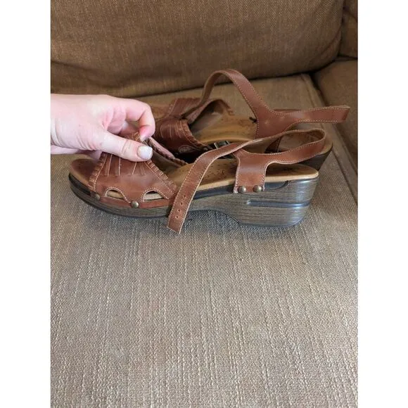 Dansko Brown Leather Sandals size 11