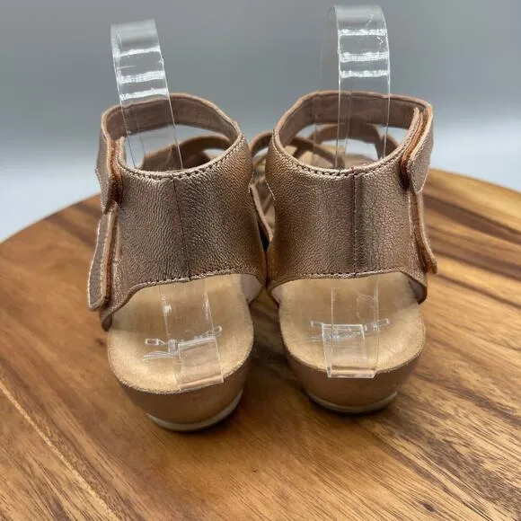 Dansko Veruca Sandals Womens Size 9.5 / 40 Gold Nappa Leather Strappy Gladiator