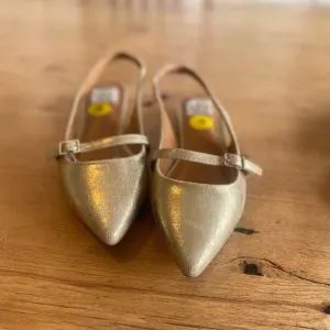 Dolce Vita Carder Elegant Gold Women's Mary Jane Flats Shoes 9 NWT