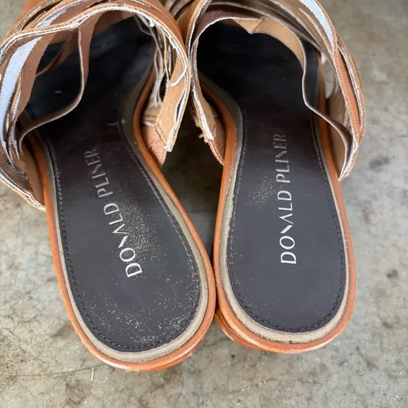Donald Pliner Marlow Leather Strappy Sandals Size 7.5