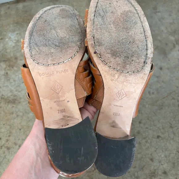 Donald Pliner Marlow Leather Strappy Sandals Size 7.5