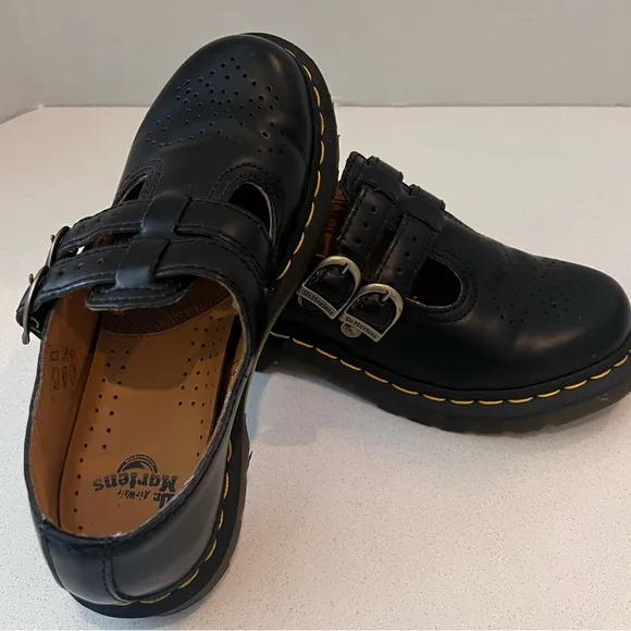 Dr. Martens Mary Jane Shoes Women’s Size 6 UK5 Black Leather 1291600