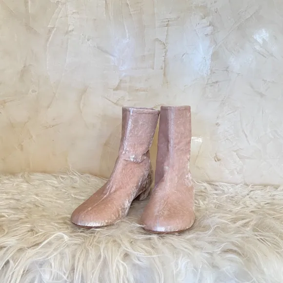 Dries Van Noten velvet boots NWOB