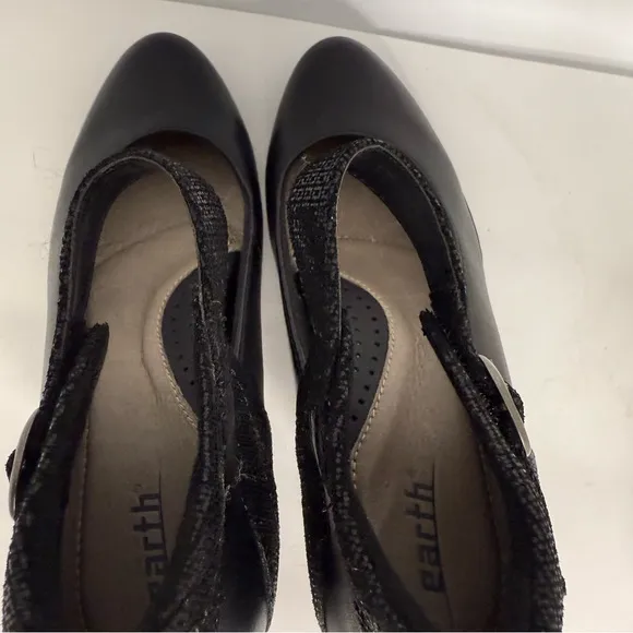 Earth  Black Garnet Women's Mary Jane heelsShoes size 6.5