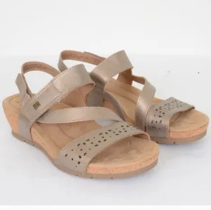 Earth Origins Women Kendra khloe Leather Strappy Wedge Sandals shoes sz 6M