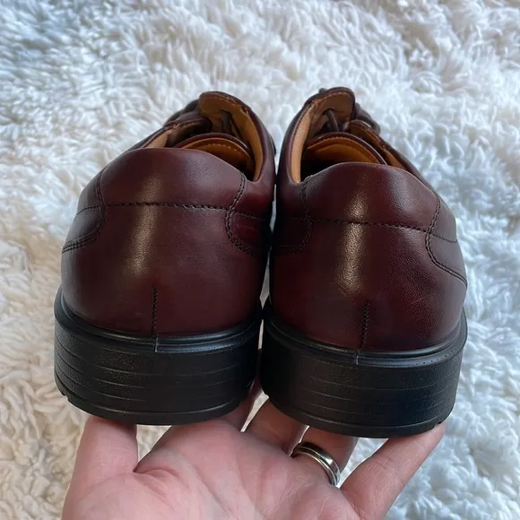 Ecco Dublin Lace Up Shoes‎