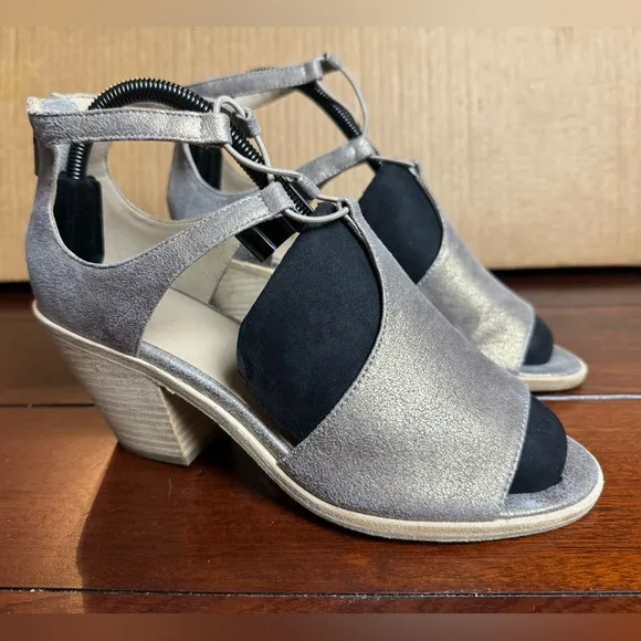 Eileen Fisher‎ Lou Sandal Platinum Metallic Suede Open Toe Block Heel Size 9