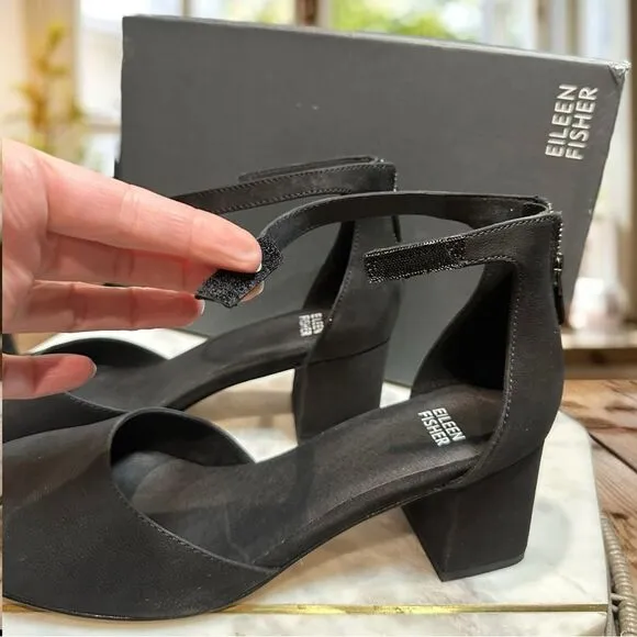 EILEEN FISHER Indi Tumbled Nubuck Pump Closed Toe Ankle Strap Size 8.5