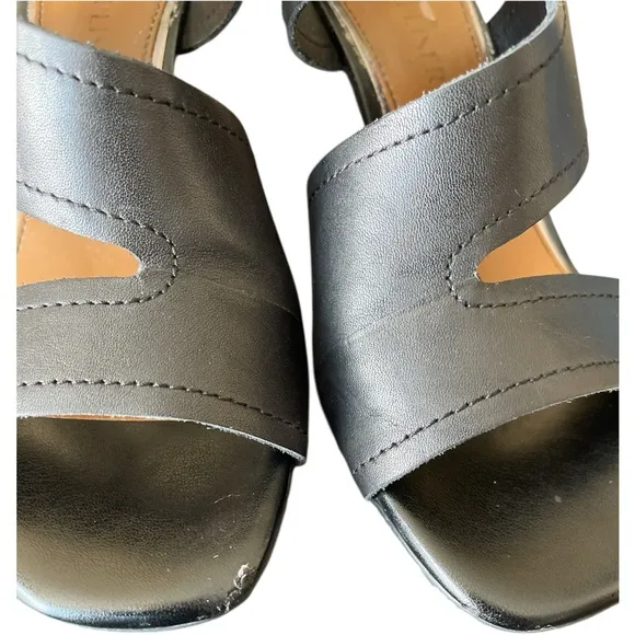 Elegant Black Donald Pliner Women Panya Cut Out Wedge Sandal Size 7.5 leather