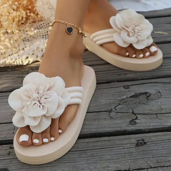 Elegant Cream Floral Women's Sandals