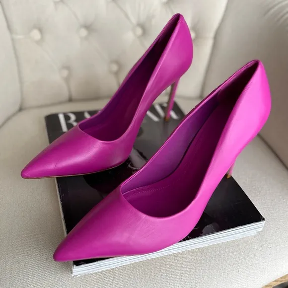 Elegant leather pink fuchsia pumps