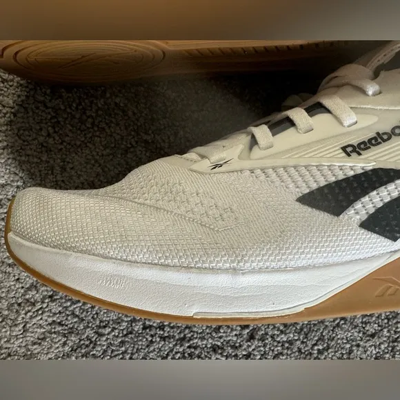 EUC Men’s 12 Reebok Floatrite