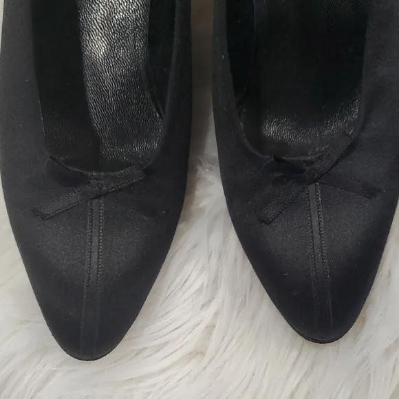 Fendi Black Satin Feel Kitten Heel  with Pointed Toe Size 7.5