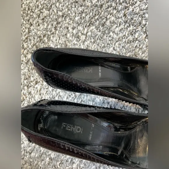 Fendi Women’s Vintage Patent Leather Peep Toe Heels Size Italian‎ EU 39 / US 9